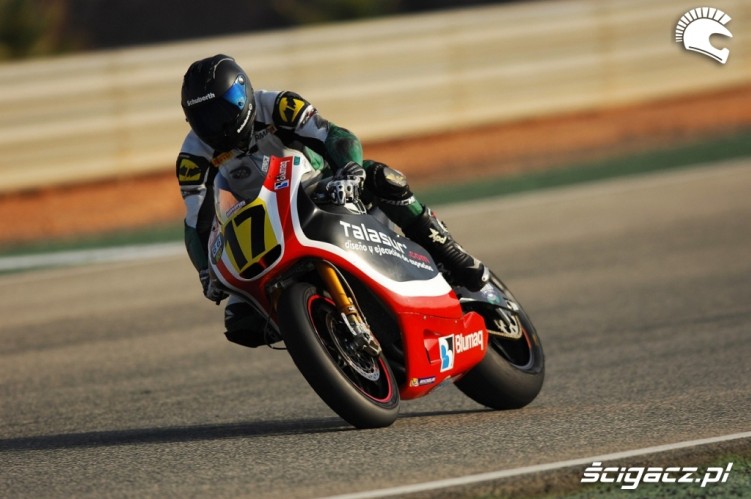 Adrian Pasek testy Moto2