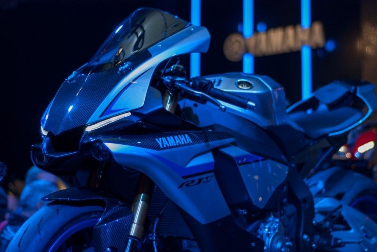 Prezentacja Yamaha 2014 R1M