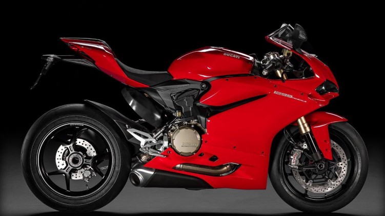 2015 Ducati 1299 Panigale z boku