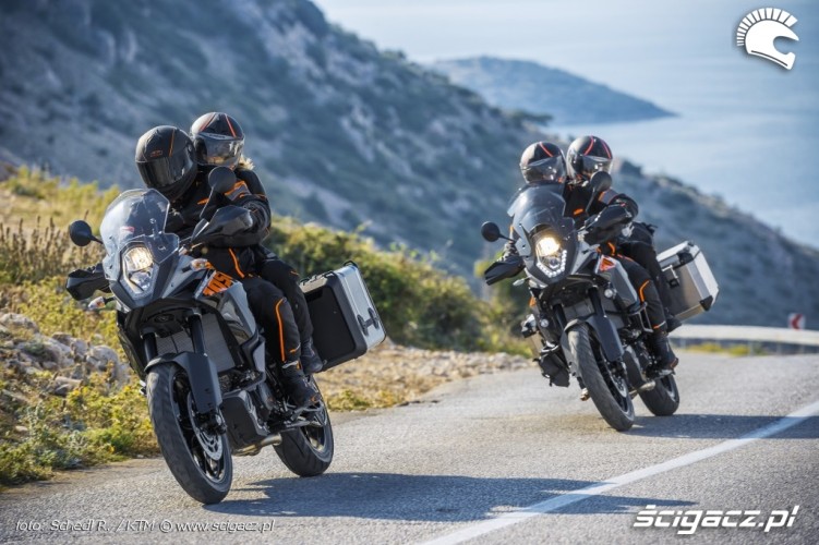 ktm 1050 adventure 2015