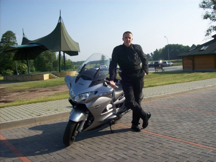 Bartek i jego Honda