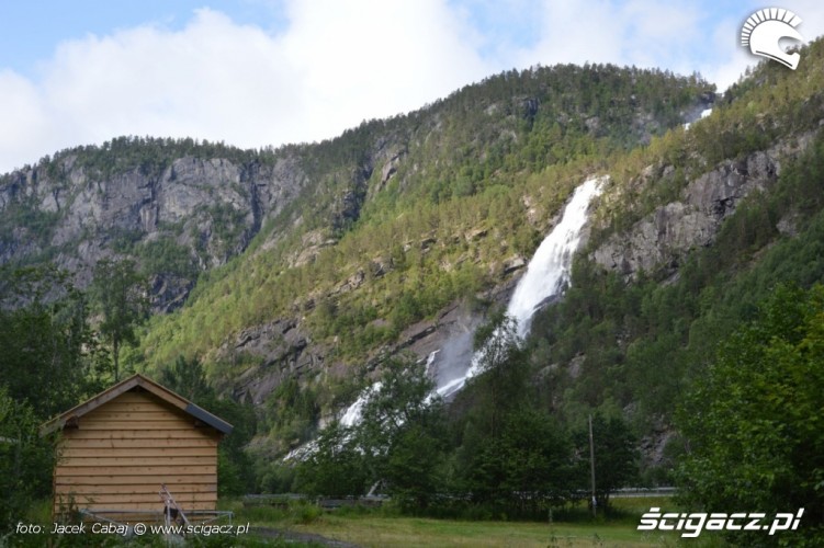 Norwegia widok z campingu niedaleko jezyka Trola
