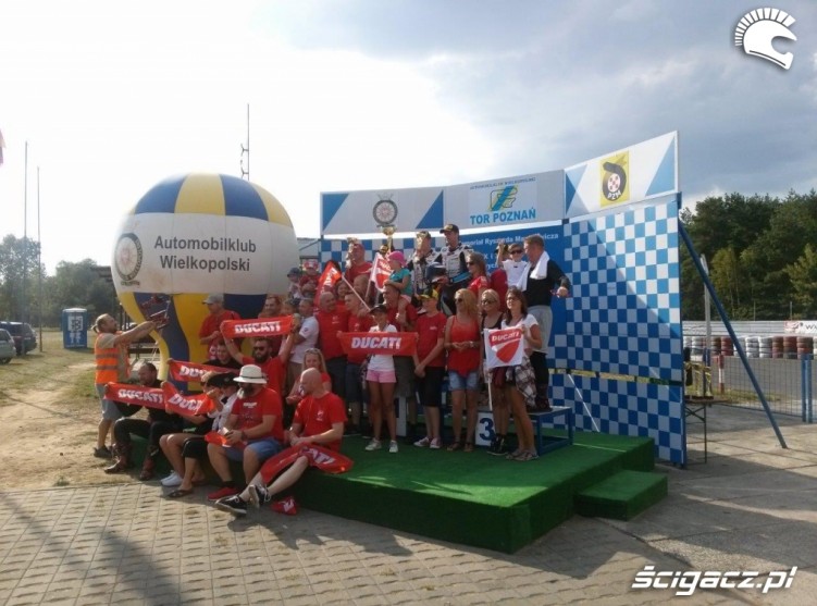 Trybuna Ducati Wyscigowe Motocyklowe Mistrzostwa Polski
