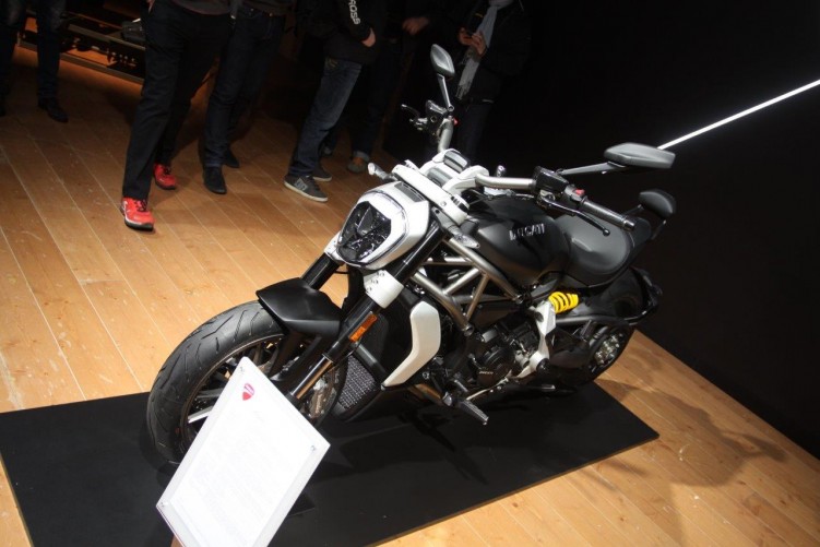 2016 Ducati XDiavel przod