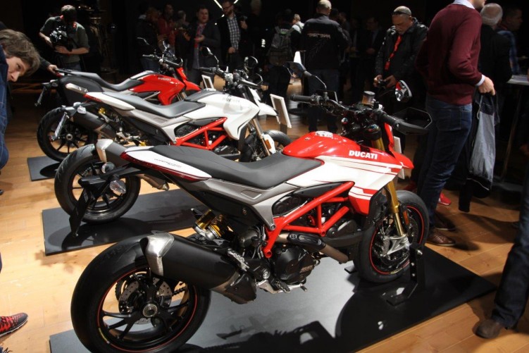 Ducati Hypermotard SP profil