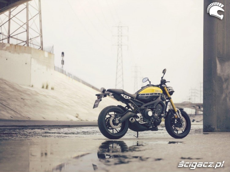 Nowa 2016 Yamaha SCR900