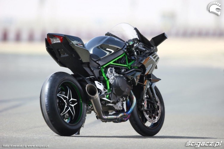 Kawasaki Ninja H2 R 2015 prawy tyl