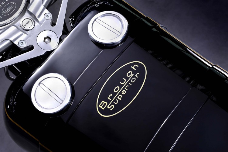 Brough Superior SS100 bak