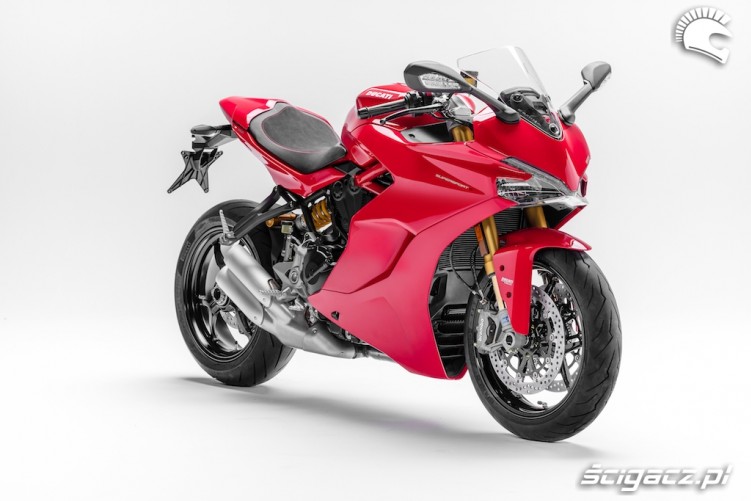 ducati supersport red