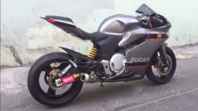 Ducati 899 replika