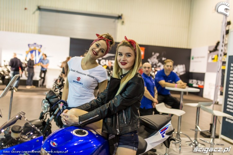 Warszawa Moto Expo 2017 dziewczyny suzuki