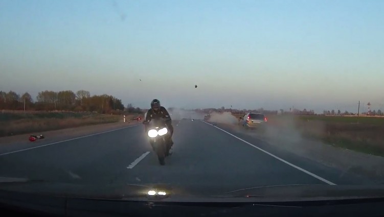 brutalny wypadek motocyklowy Rosja