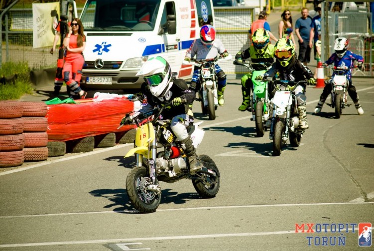 II runda Otwartych Mistrzostw pit bike w Bydgoszczy 2017 09