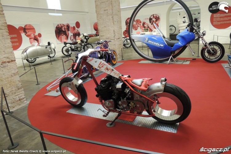 Muzeum motocykli w Barcelonie 43