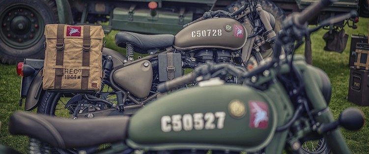 royal enfield flying flea world war ii motorcycle revived as classic 500 pegasus 6