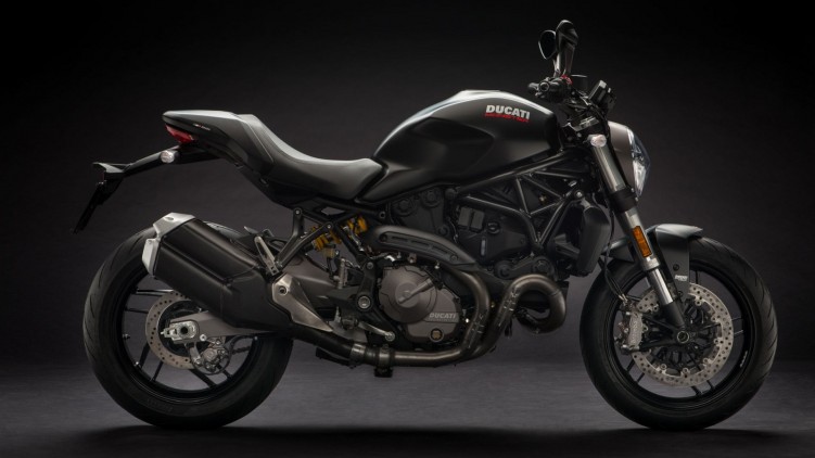 Ducati Monster 821 2019 01