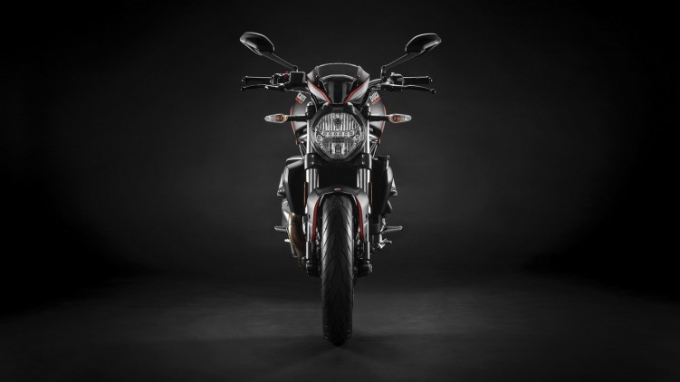 Ducati Monster 821 2019 17