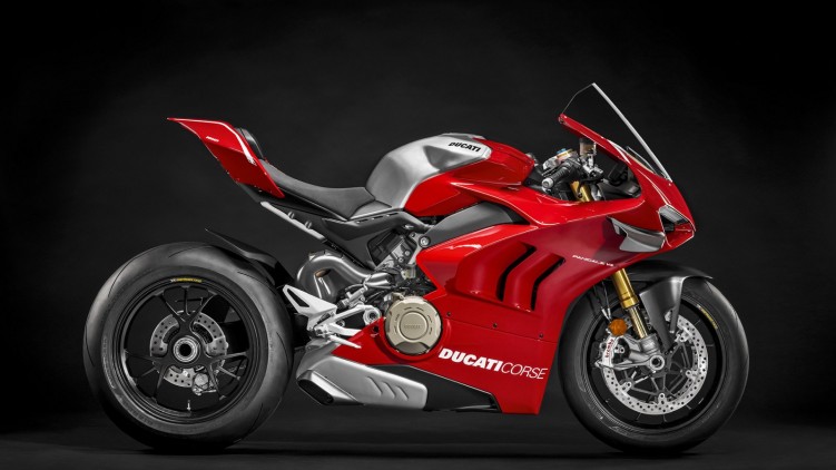 Ducati Panigale V4R 2019 02