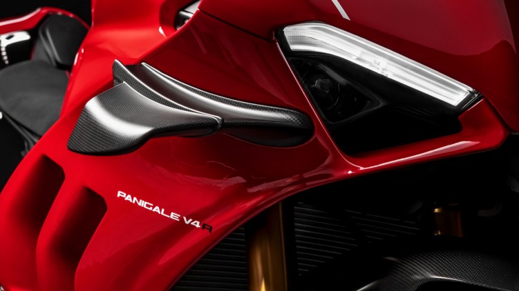 Ducati Panigale V4R 2019 08