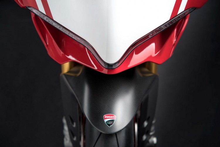 Ducati 1299 Panigale R Final Edition 44
