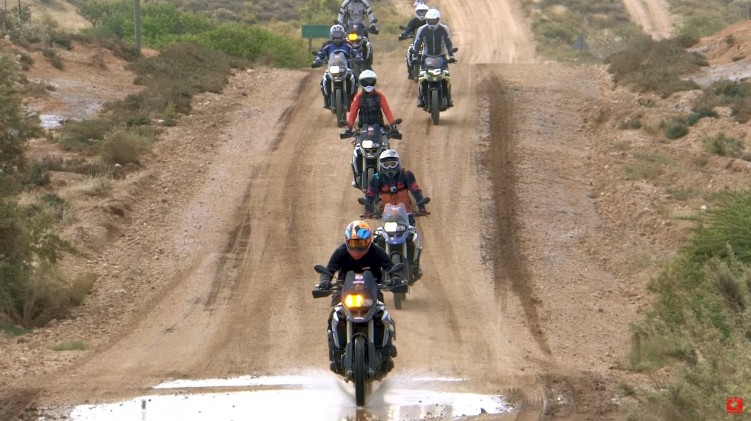 Safari na motocyklach