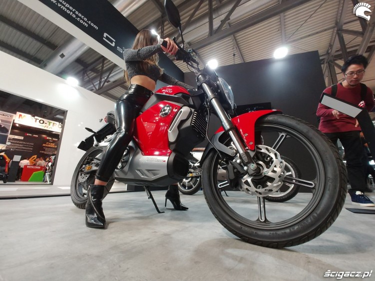 elektryczny motocykl super soco 2019