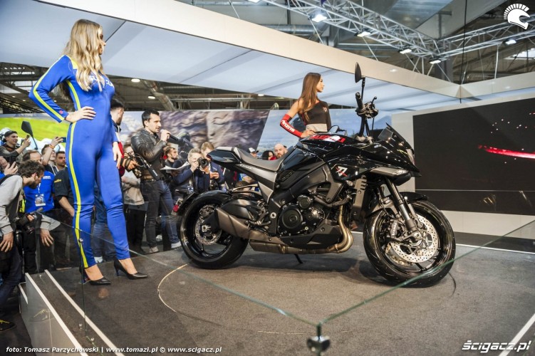 Warsaw Motorcycle Show 2019 Suzuki 33