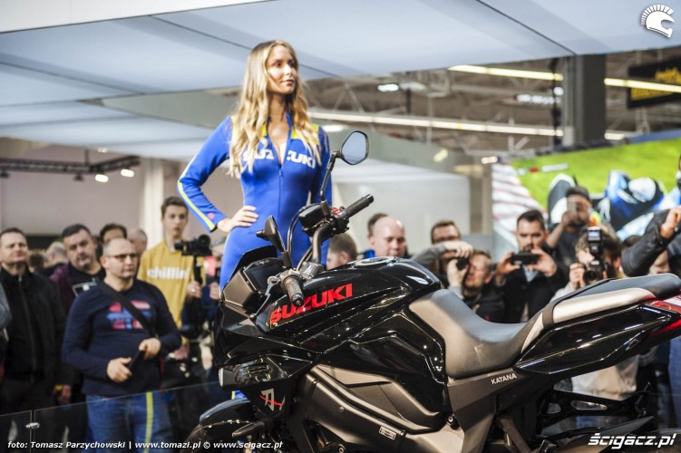 Warsaw Motorcycle Show 2019 Suzuki 43