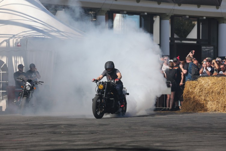 Maciej DOP Harley Davidson Stunt 06