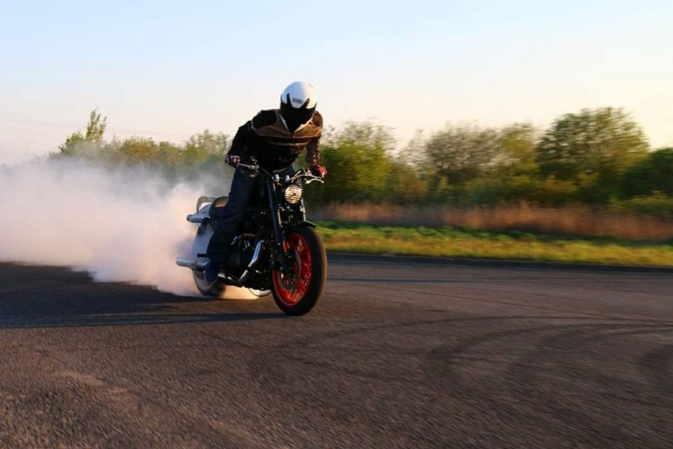 Maciej DOP Harley Davidson Stunt 14