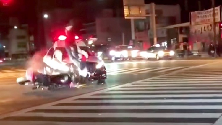 gang motocyklowy japonia okinawa rozbity przez policje