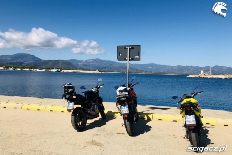 motocyklem na Sardynie