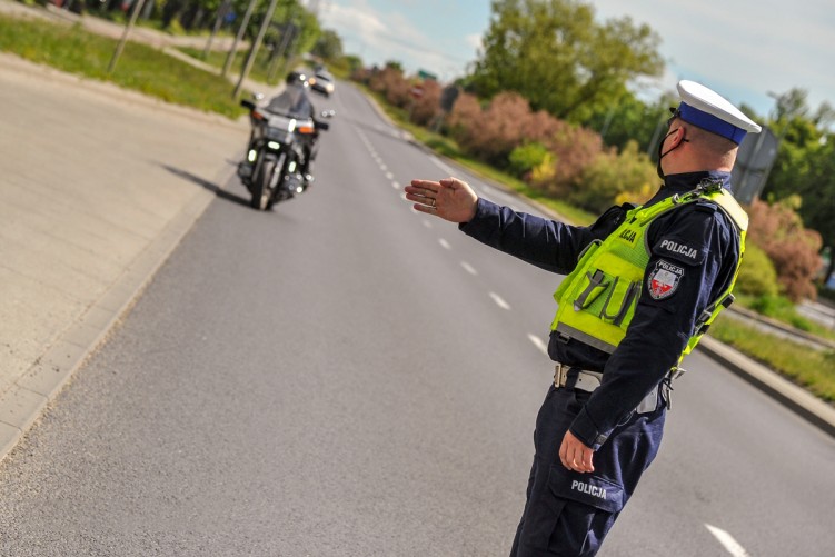 policja motocykl zatrzymanie