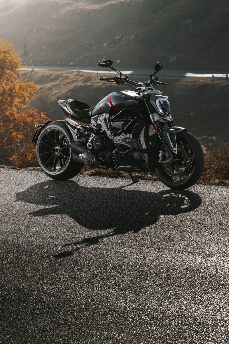 Ducati XDiavel Black Star 2021 4