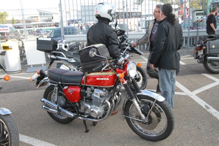 Honda CB 750 Fiur