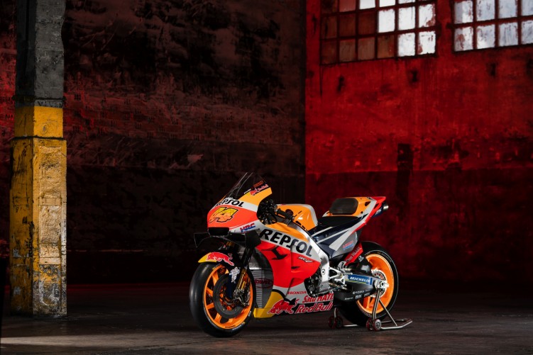 Pol Espargaro motocykl Repsol Honda MotoGP 2021