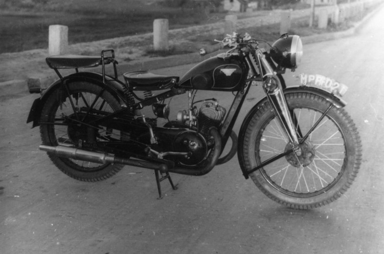 Motocykl Sok l 200