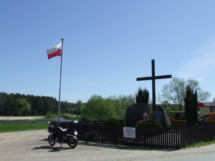 07 Borkowo Monument upamietniajacy walki z bolszewikami