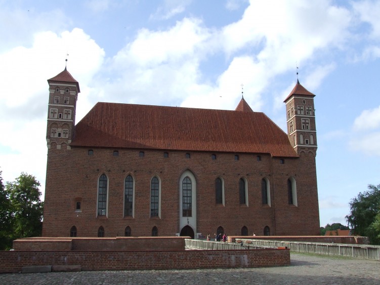 14 A to sredniowieczna siedziba czyli zamek biskupow warminskich
