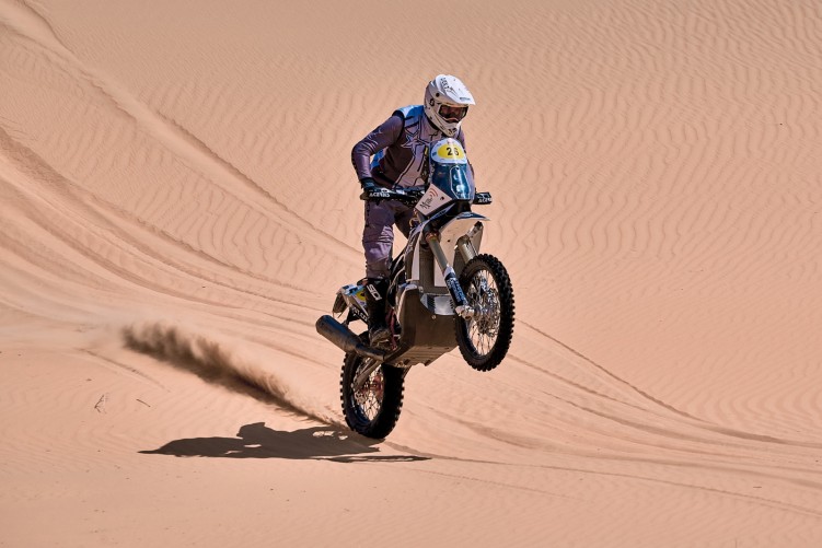 Abu Dhabi Desert Challenge 2