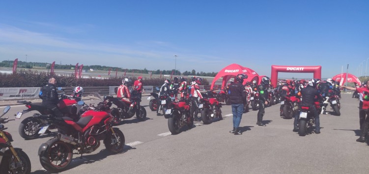 02 szkolenie Ducati Riding Experience Level 2 Autodrom Jastrzab