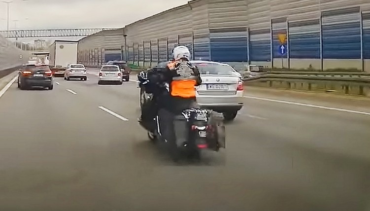 syreny nielegalny klakson w motocyklu jaka kara