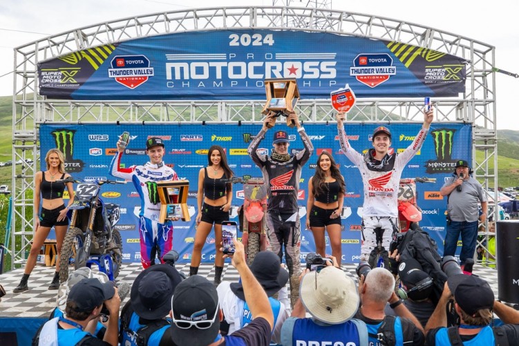 podium 450