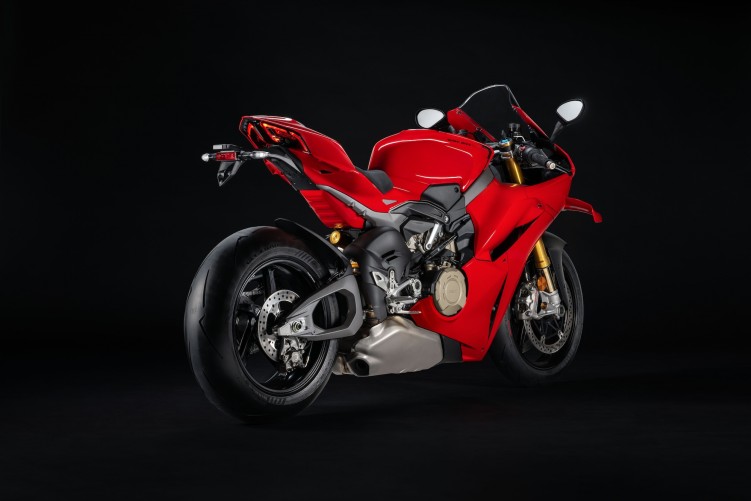 ducati panigale v4 2025 04