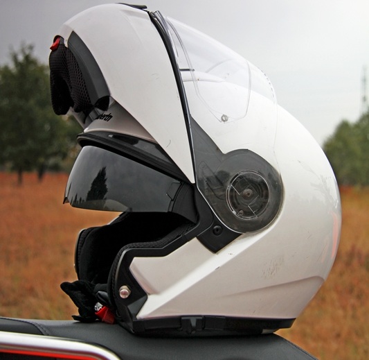 profil podniesiona szczeka z