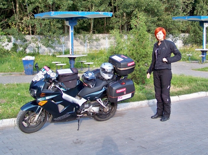 kobieta i motocykl z