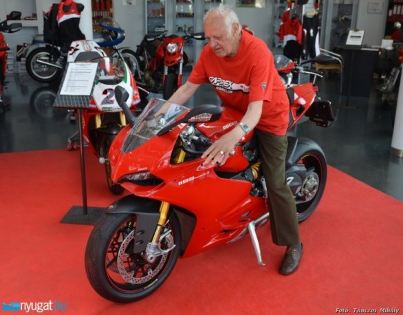 85latek Panigale