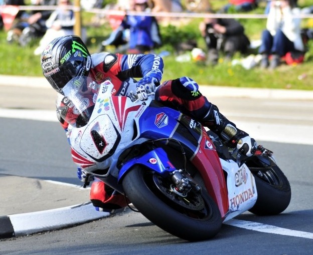 john mcguinnes TT 2011 z