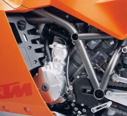 KTM RC8 3