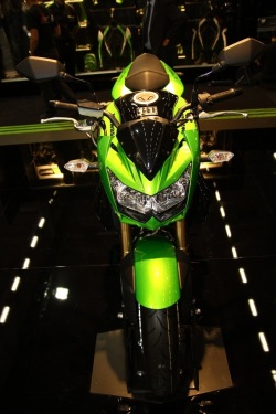 przod Kawasaki Z750R 2011